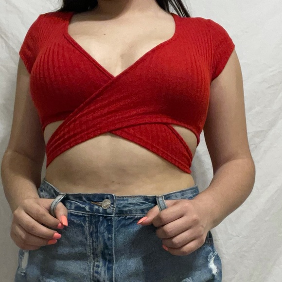 RED WRAP TOP - Picture 3 of 6